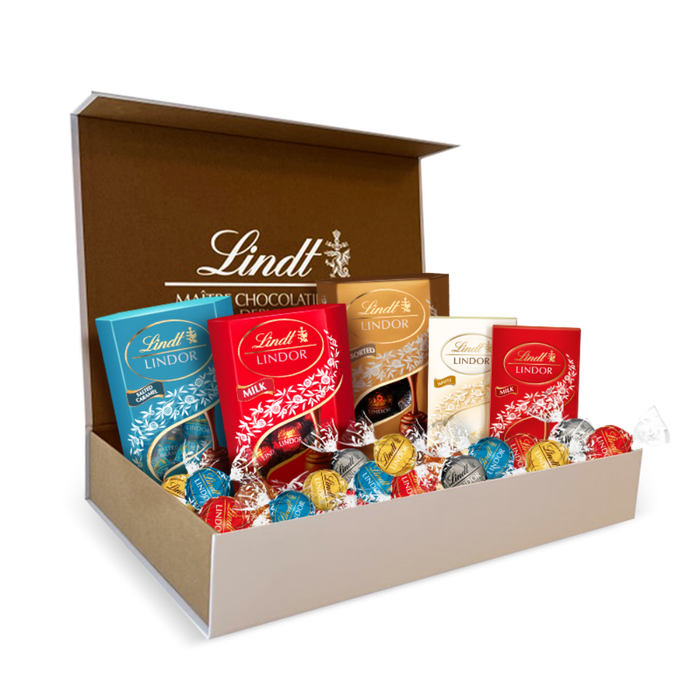 Lindt LINDOR kerstpakket 1.2kg (Inclusief 425gr Kies&Mix Bonbons)